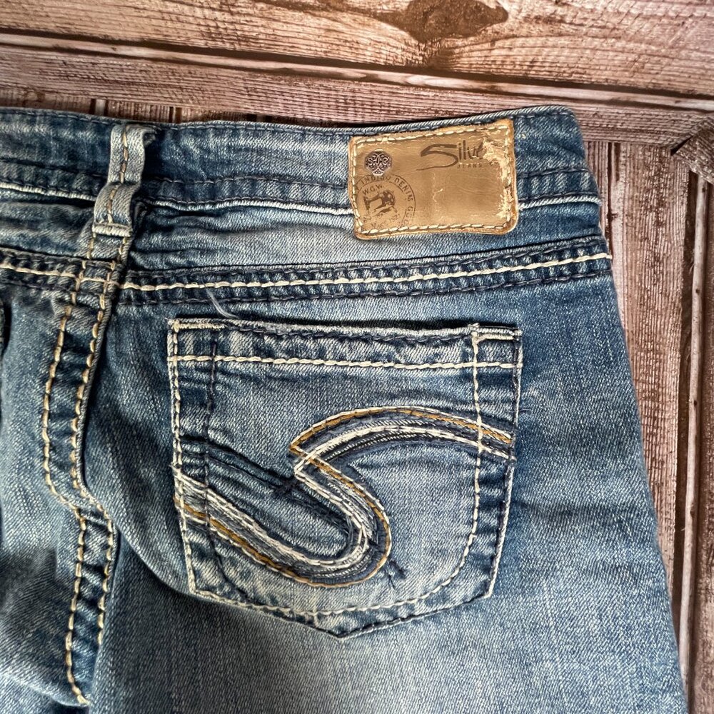 SILVER JEANS Tuesday Crop Women's 28 Thick Stitch Capri Blue Denim Jeans - Picture 5 of 7